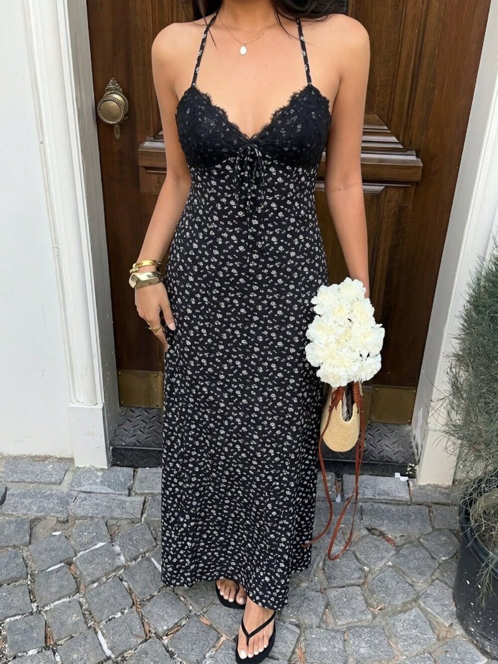 Black Boho Women's Long Floral Dress With Lace Trim - Picture 3 of 8